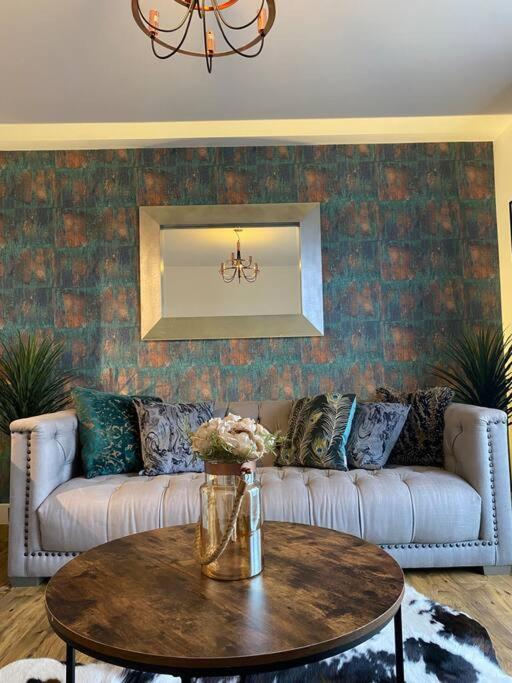 Luxury Riverfront Apartment Newport (Gwent) Exterior foto