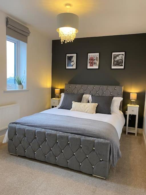 Luxury Riverfront Apartment Newport (Gwent) Exterior foto